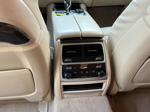 Used 2016 BMW 740i RWD image 15