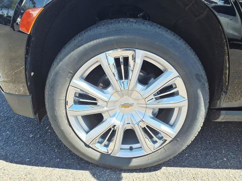 Used 2023 Chevrolet Tahoe High Country image 10