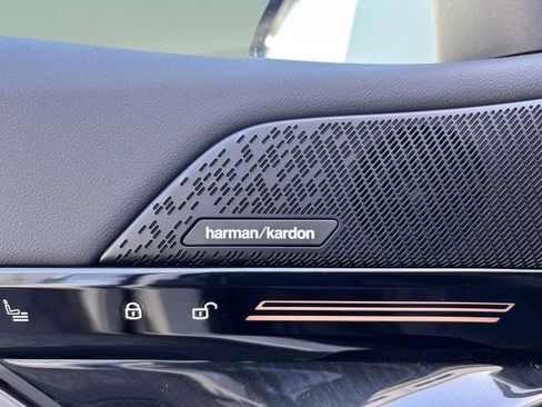 Used 2026 BMW 530i w/ Premium Package image 22