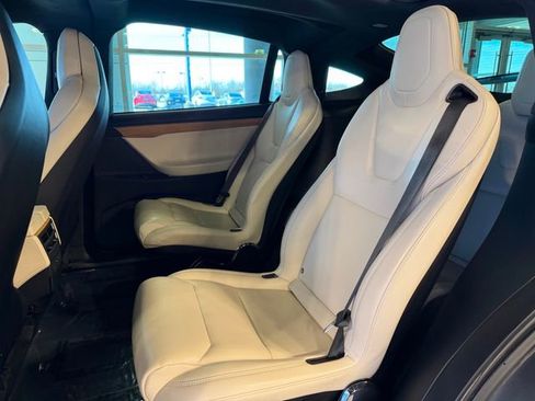 Used 2019 Tesla Model X Long Range image 22
