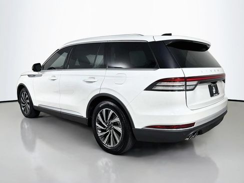 Used 2026 Lincoln Aviator 2WD image 7