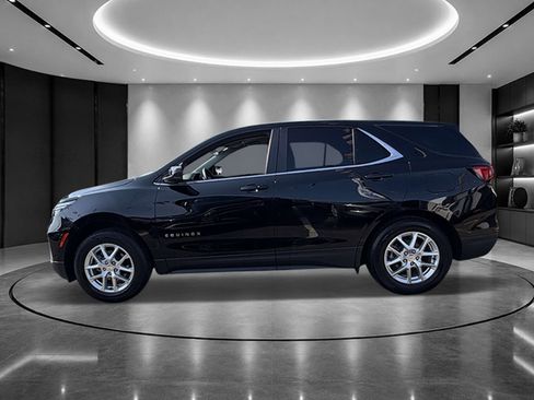 Certified 2024 Chevrolet Equinox LT FWD image 3