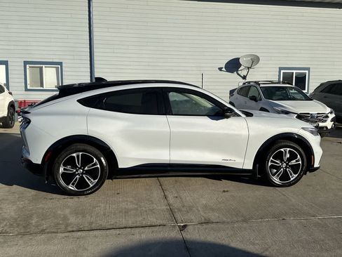 Used 2023 Ford Mustang Mach-E Premium image 7