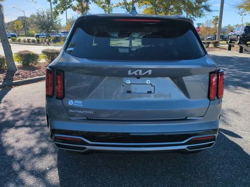 Used 2023 Kia Sorento SX image 7