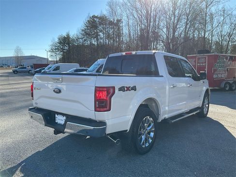 Used 2017 Ford F150 Lariat w/ Equipment Group 502A Luxury image 5