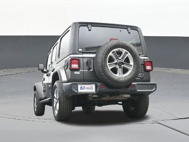 Used 2022 Jeep Wrangler Unlimited Sahara w/ Cold Weather Group AWD/4WD image 47