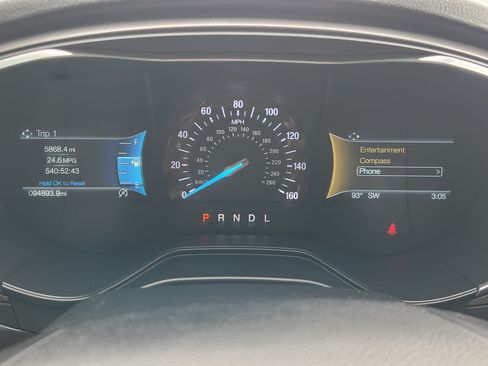 Used 2020 Ford Fusion SE FWD image 11