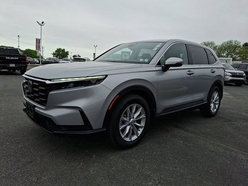 Used 2024 Honda CR-V EX image 3