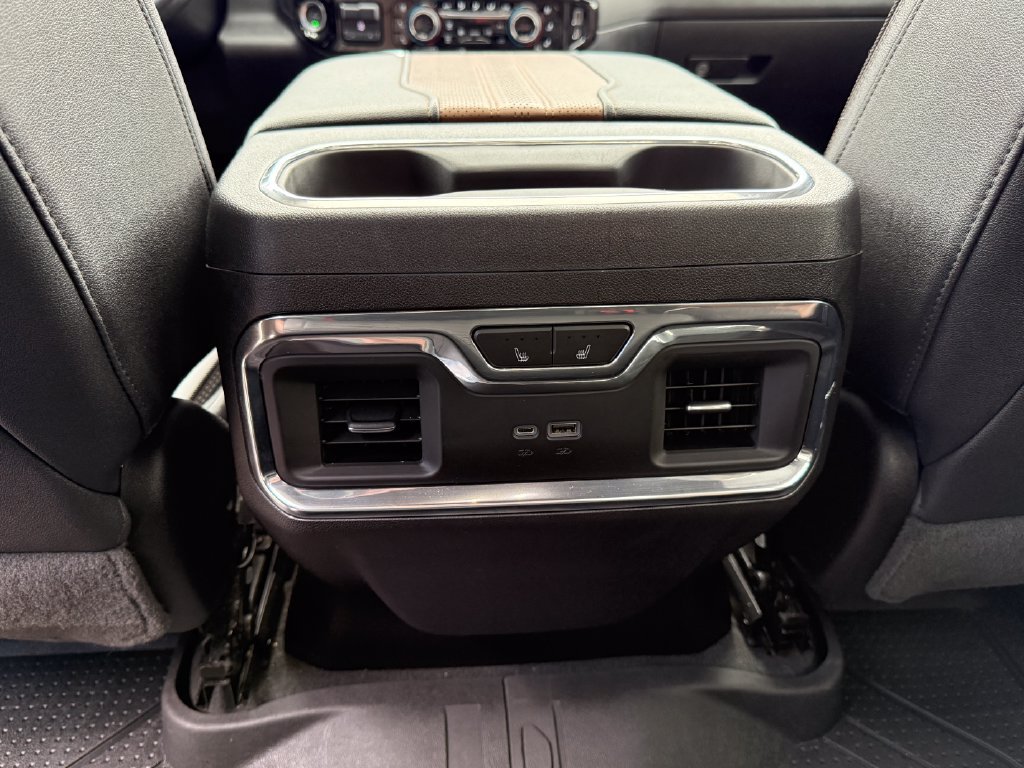 Certified 2023 Chevrolet Silverado 1500 High Country w/ Technology Package AWD/4WD image 33