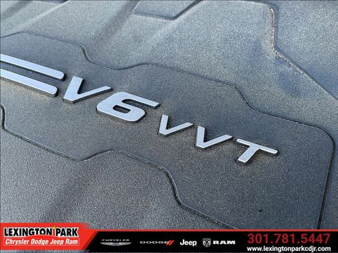 Used 2020 Jeep Cherokee Latitude w/ Quick Order Package 26F North AWD/4WD image 31