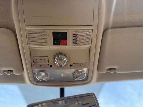 Used 2014 Volkswagen Passat TDI SE image 42