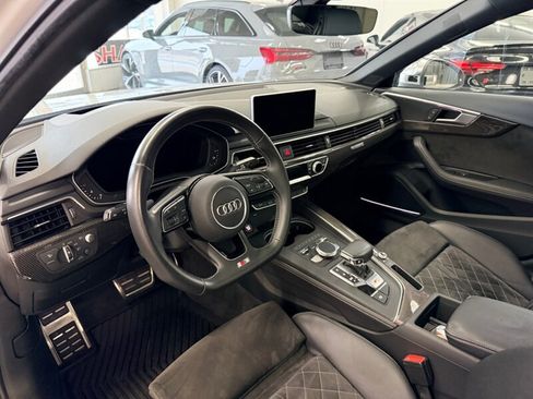 Used 2019 Audi S4 Prestige w/ Prestige Package image 21
