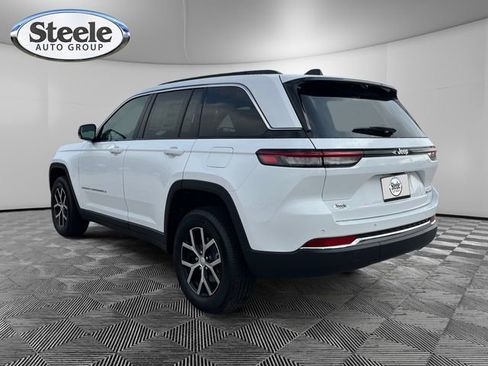 New 2025 Jeep Grand Cherokee Limited w/ Luxury Tech Group II image 3