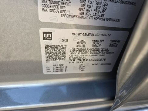 Used 2025 Chevrolet Silverado 1500 Custom AWD/4WD image 20