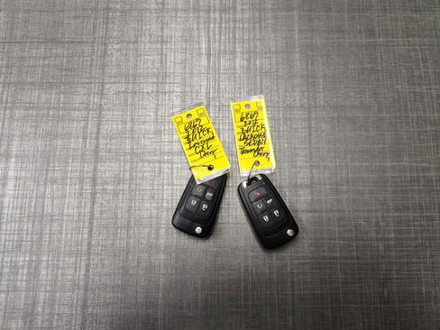 Used 2012 Buick LaCrosse Touring image 15