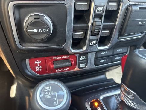 Certified 2022 Jeep Wrangler Unlimited Rubicon w/ Trailer Tow Package AWD/4WD image 41
