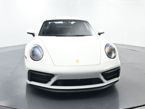 Used 2024 Porsche 911 Carrera GTS image 18