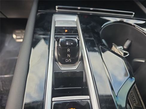 New 2026 Volkswagen Atlas SEL Premium R-Line AWD/4WD image 25