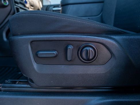 Used 2022 Chevrolet Silverado 1500 RST w/ Z71 Off-Road Package image 26