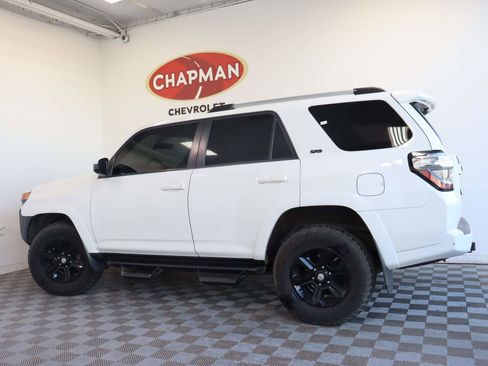 Used 2019 Toyota 4Runner SR5 image 3