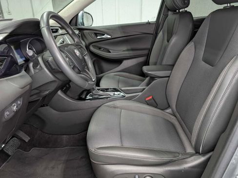 Certified 2023 Buick Encore GX Select image 5