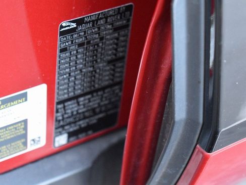 Used 2020 Jaguar I-PACE SE image 43