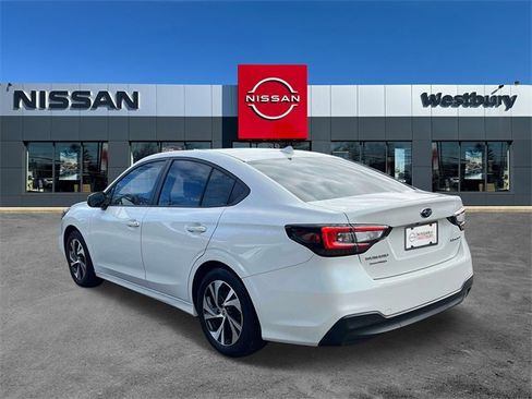 Used 2023 Subaru Legacy Premium image 8