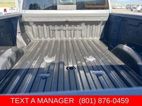 Used 2024 GMC Sierra 3500 Denali Ultimate AWD/4WD image 9