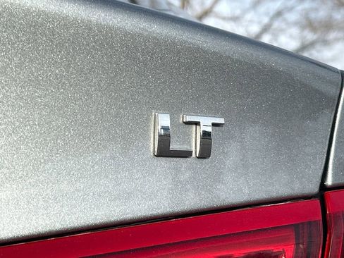 Used 2023 Chevrolet Malibu LT image 28