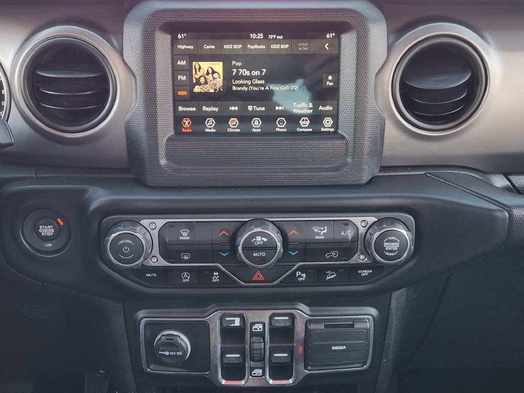 Used 2020 Jeep Wrangler Unlimited Sport S AWD/4WD image 17