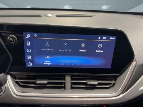 Used 2024 Chevrolet Trax ACTIV w/ Driver Confidence Package image 25