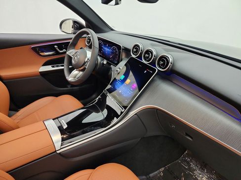 Certified 2026 Mercedes-Benz GLC 300 image 18