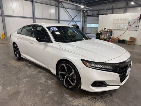 Used 2022 Honda Accord Sport image 6