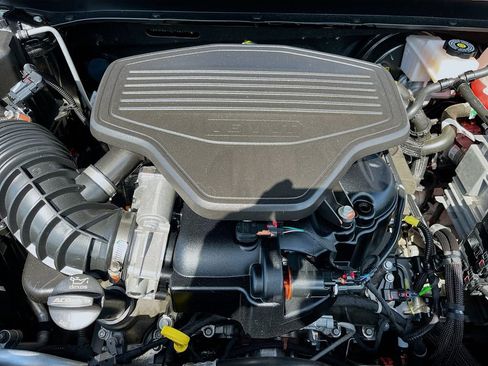 Used 2024 Chevrolet Blazer RS w/ LPO, Floor Liner Package FWD image 30