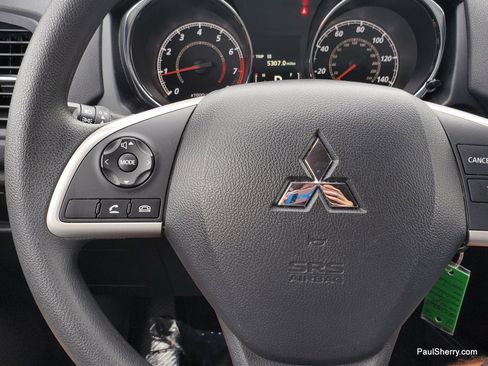 Used 2025 Mitsubishi Outlander Sport SE AWD/4WD image 24