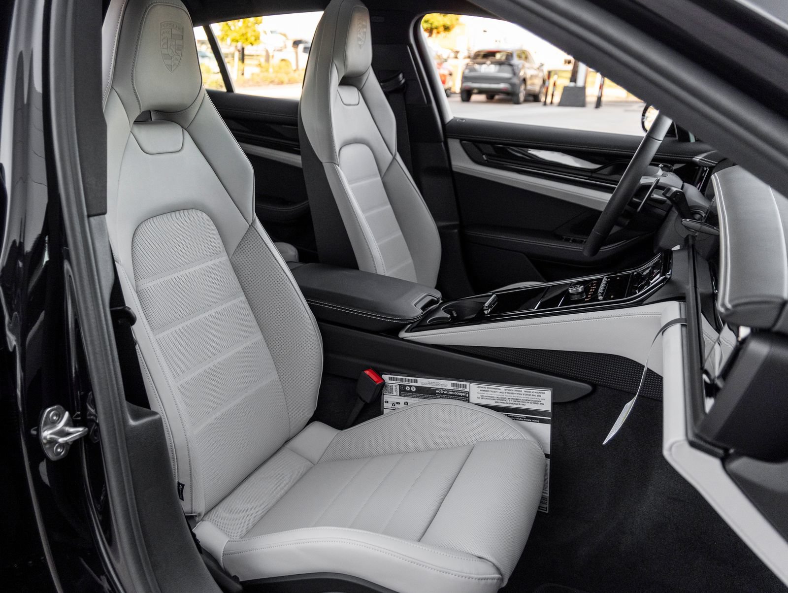 Certified 2026 Porsche Panamera 4 AWD/4WD image 39