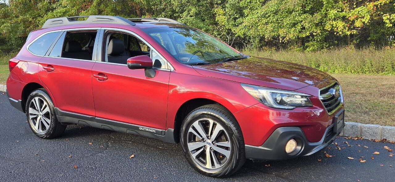 Used 2019 Subaru Outback 2.5i Limited AWD/4WD image 2