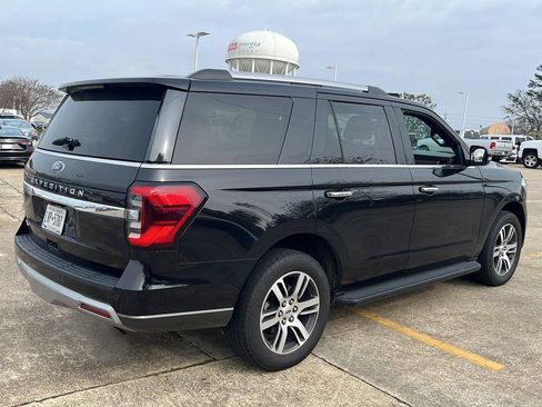 Used 2024 Ford Expedition Limited image 4