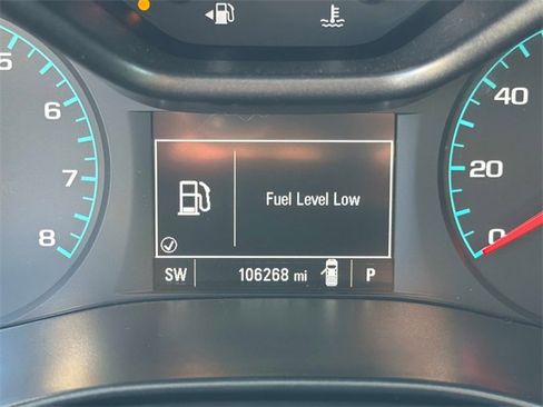 Used 2022 Chevrolet Colorado W/T w/ Custom Special Edition image 31