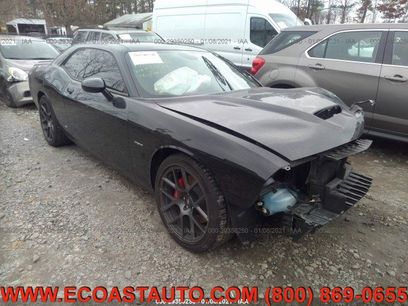 Used 2019 Dodge Challenger R/T w/ Performance Handling Group