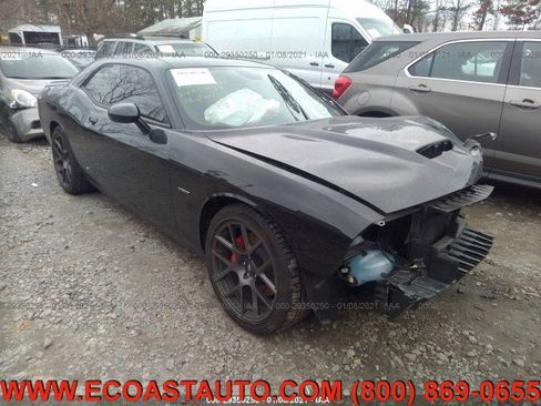Used 2019 Dodge Challenger R/T w/ Performance Handling Group image 1