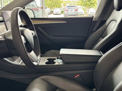 Used 2023 Tesla Model Y Long Range AWD/4WD image 14