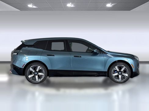 Certified 2024 BMW iX xDrive50 w/ Sport Package AWD/4WD image 8