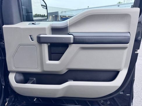 Used 2020 Ford F150 XLT w/ Equipment Group 302A Luxury RWD image 22