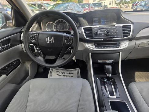 Used 2015 Honda Accord LX image 39