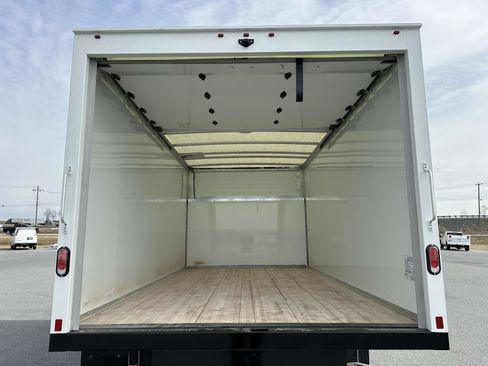 New 2024 Chevrolet Express 4500 w/ Power Convenience Package image 12