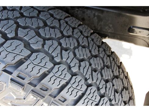 Used 2024 Toyota Tacoma Trailhunter image 31