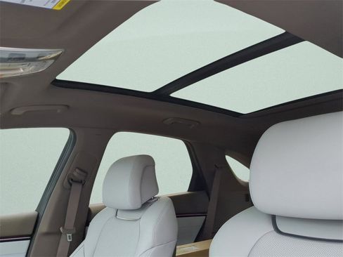 New 2026 Genesis Electrified GV70 image 18