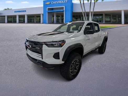 New 2026 Chevrolet Colorado ZR2 w/ Technology Package image 3