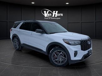 New 2026 Ford Explorer ST-Line w/ ST-Line Street Pack video 1